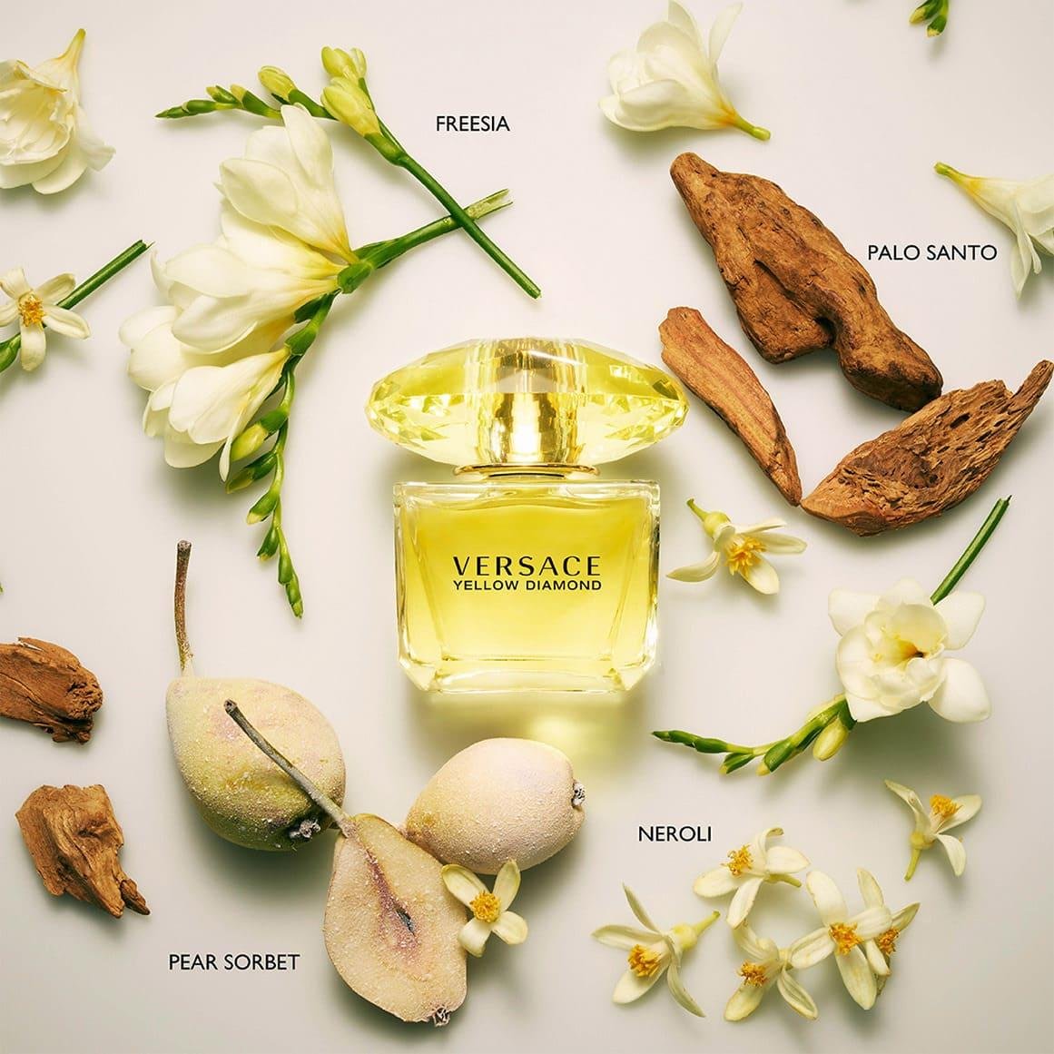 Versace Yellow Diamond mùi hương đẳng cấp là nước hoa nữ giá bình dân dược ưa chuộng hiện nay
